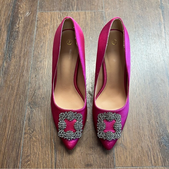 Women's Stiletto Classic Pointed Toe high heel with Jewel Buckle SZ 7 - Picture 2 of 5